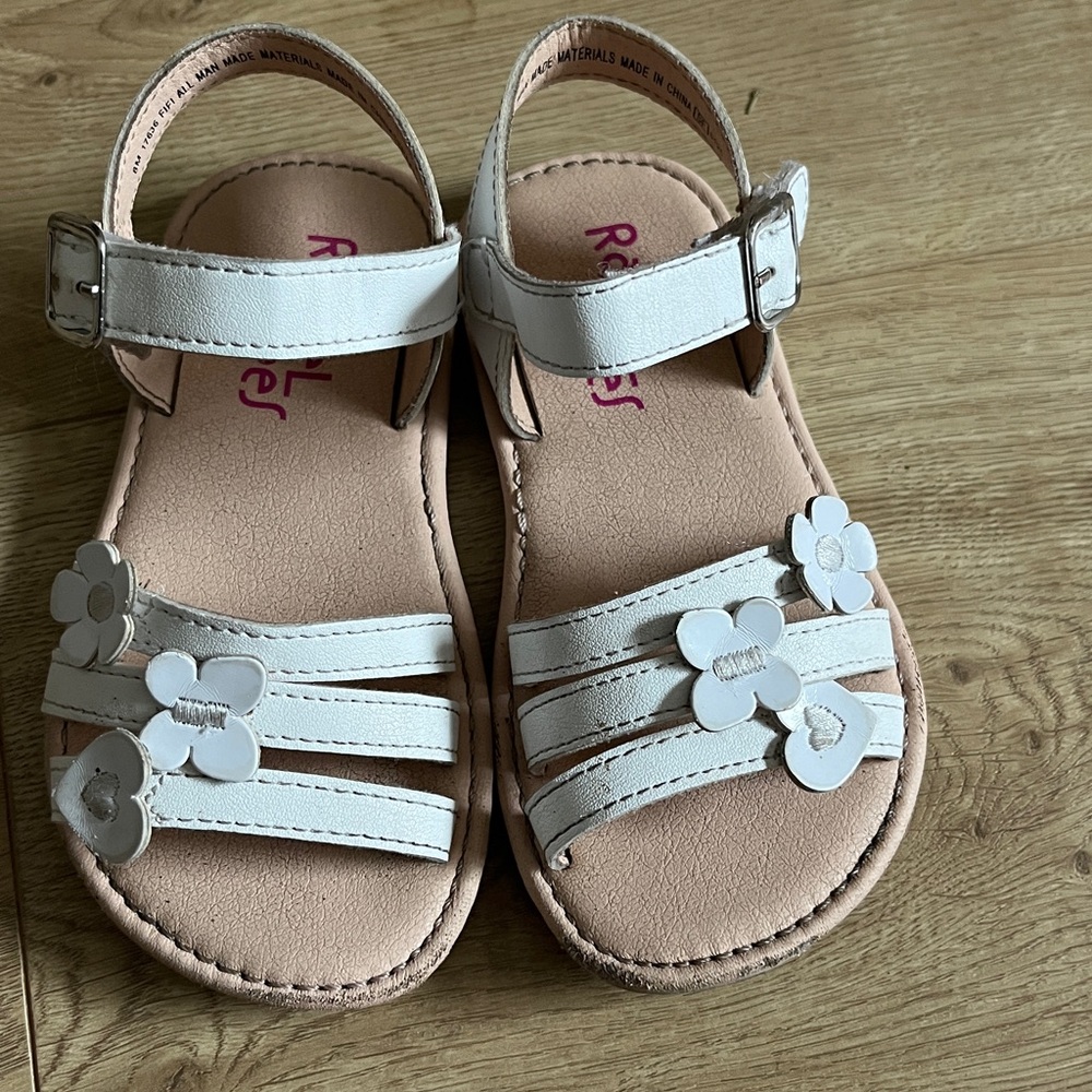 Rachel Shoes White With Velcro Sandals Size 8